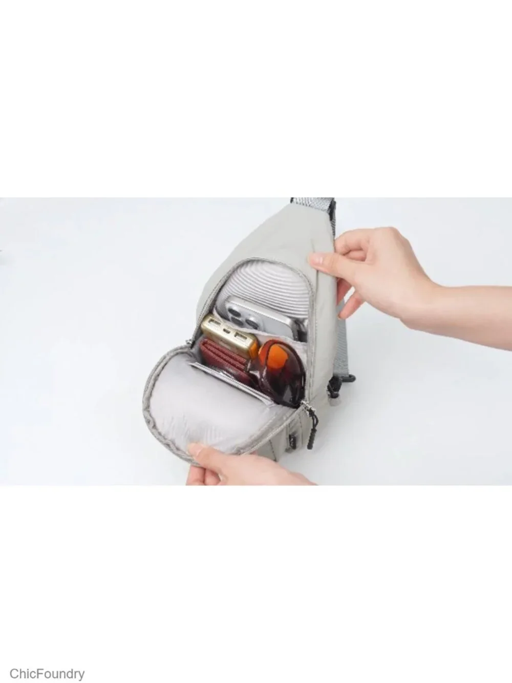 Small Sling Bag Crossbody Chest Purse Lightweight Travel Nylon Anti-Theft